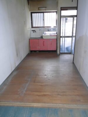 長期間空き家の長屋売却＜松原市田井城＞の写真