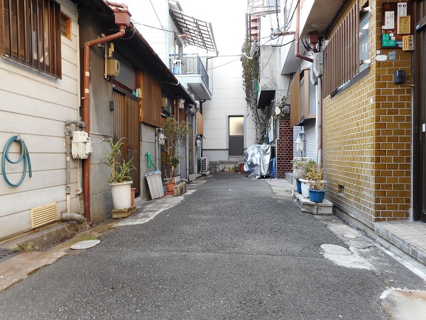 再建築不可の長屋売却＜大阪市東成区中本＞の写真
