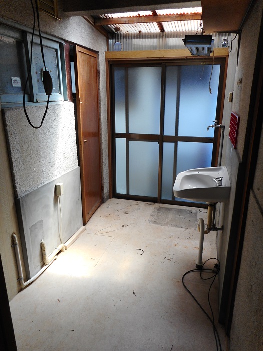 長期間空き家の長屋売却＜枚方市甲斐田新町＞の写真