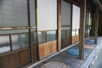 悩む家②