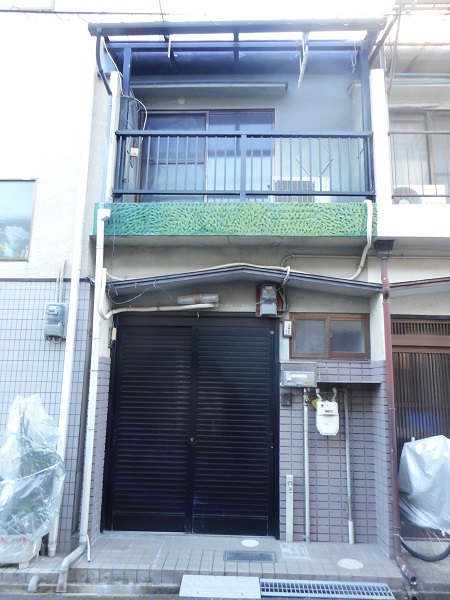 高槻駅徒歩圏内の中古テラスハウス売却＜高槻市津之江町＞の写真