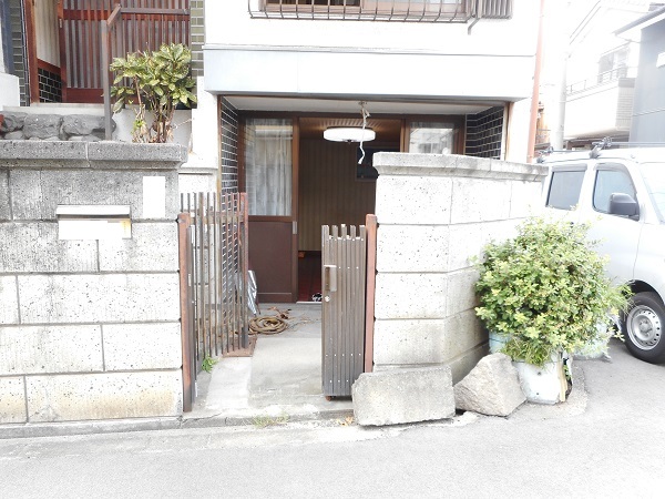 狭小地の一戸建即金買取＜大阪市生野区生野西＞の写真