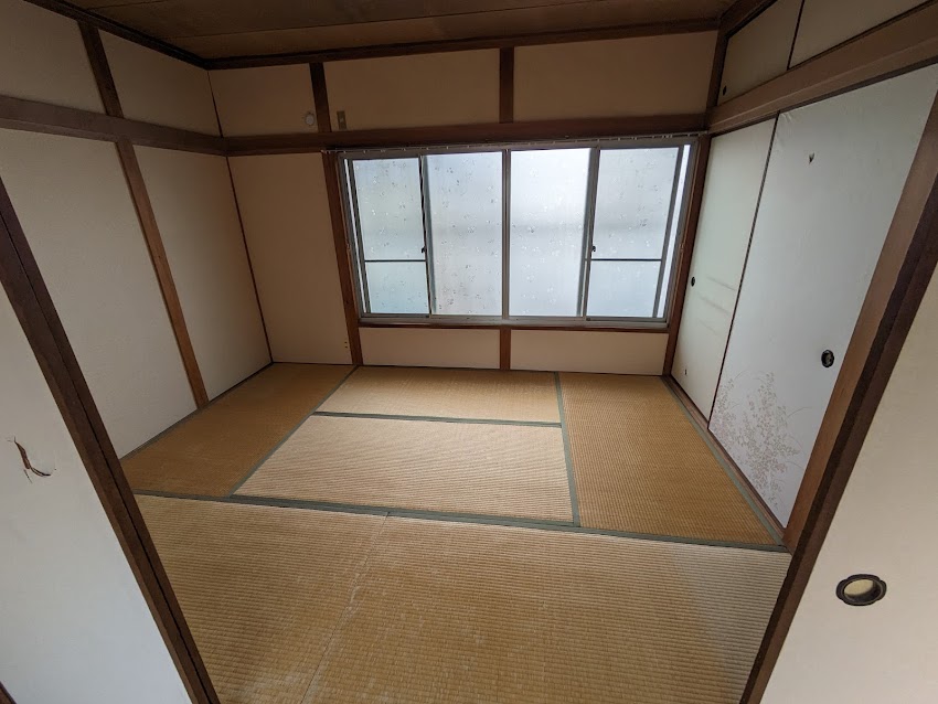 再建築不可の長屋買取＜兵庫県西宮市学文殿町＞の写真