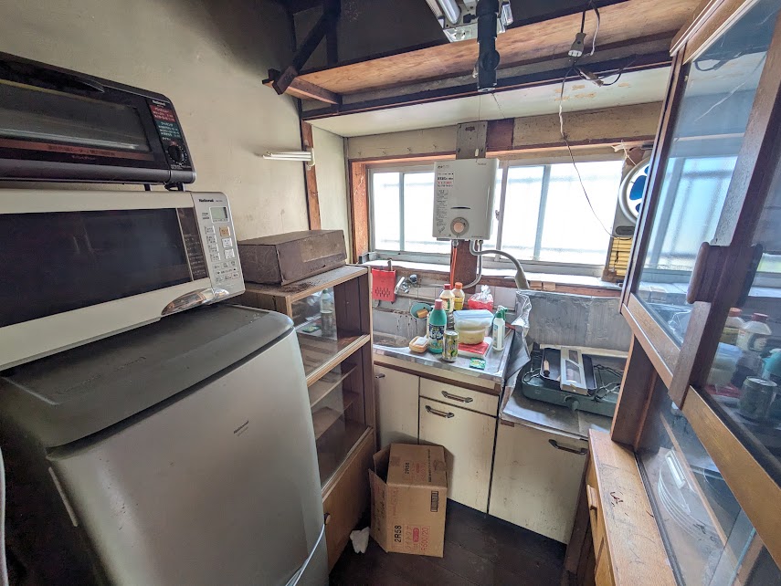 長年空き家の平家建長屋を即金買取