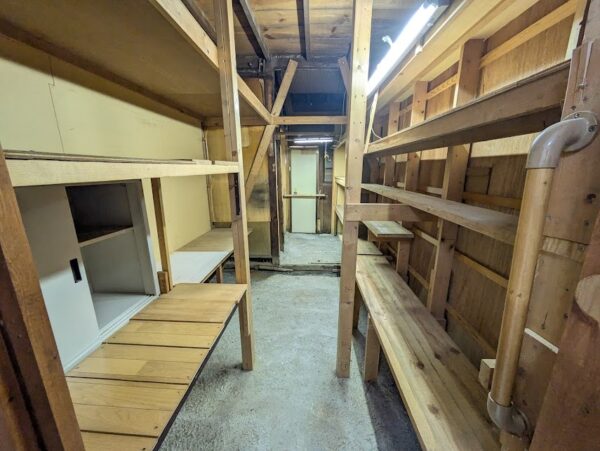 2軒分の長屋買取