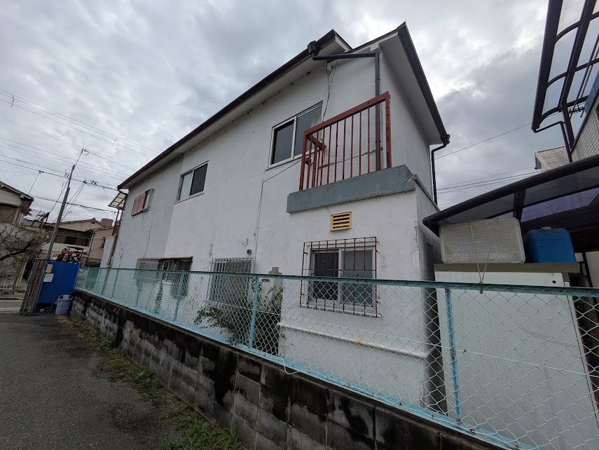 空き家の家財ありの長屋買取＜西宮市東鳴尾町＞の写真